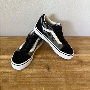 Vans Black and White Kid’s Shoes